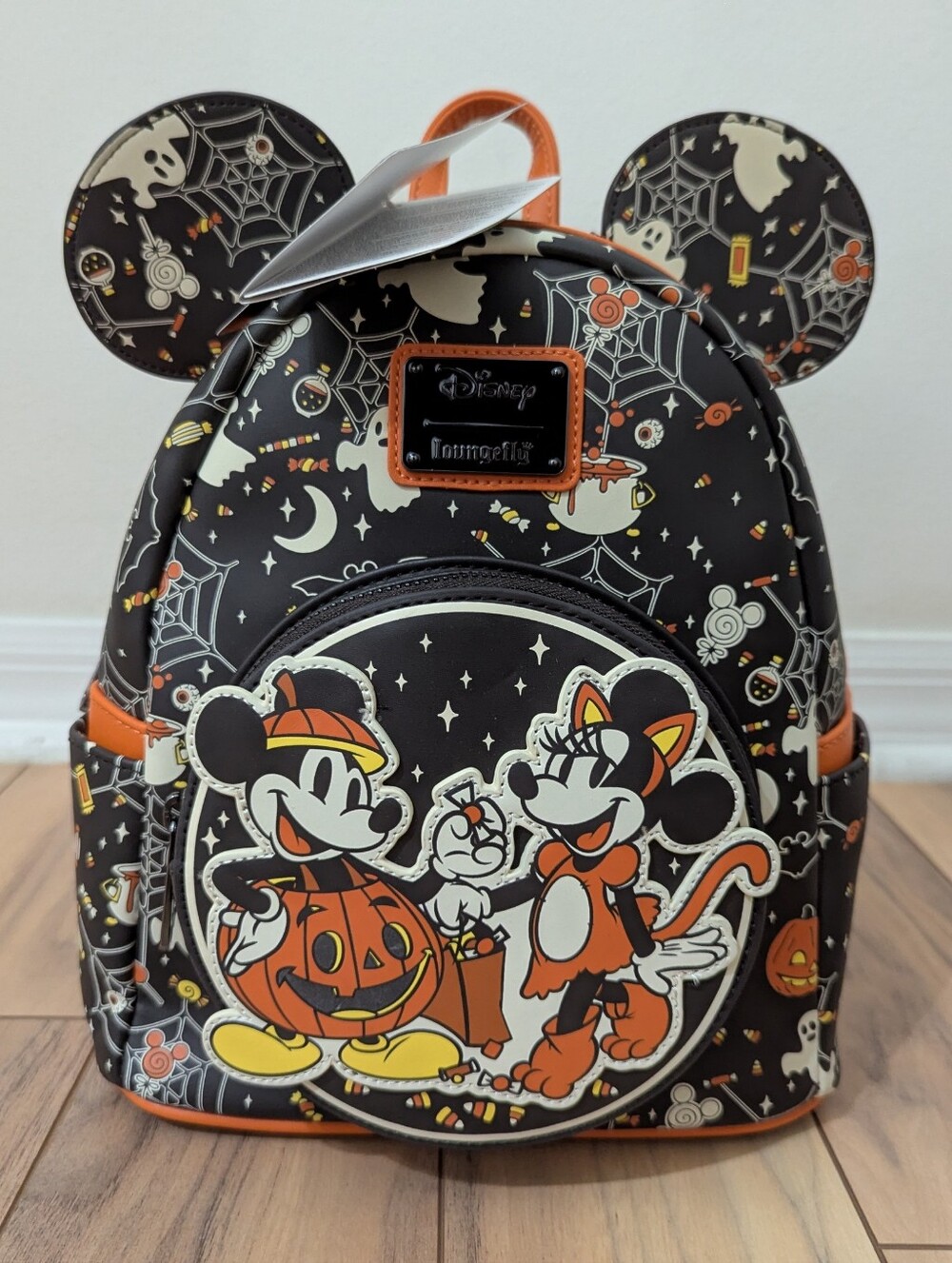NWT! Loungefly Disney Mickey Minnie Halloween Costumes Glow In The Dark Backpack